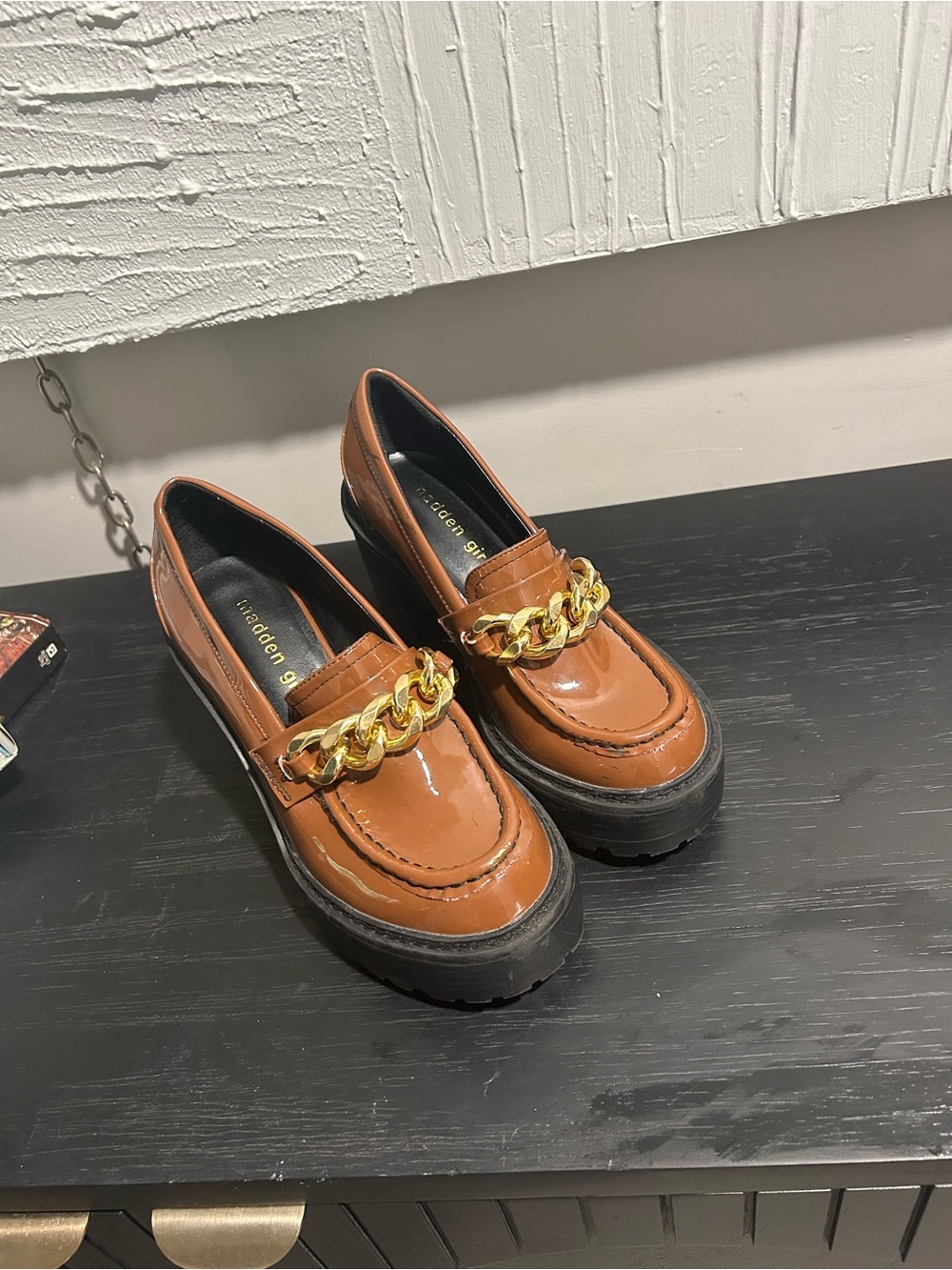 Madden Girl Kassidy Cognac Brown Patent Chunky Platform Chain Loafers - Size 5.5